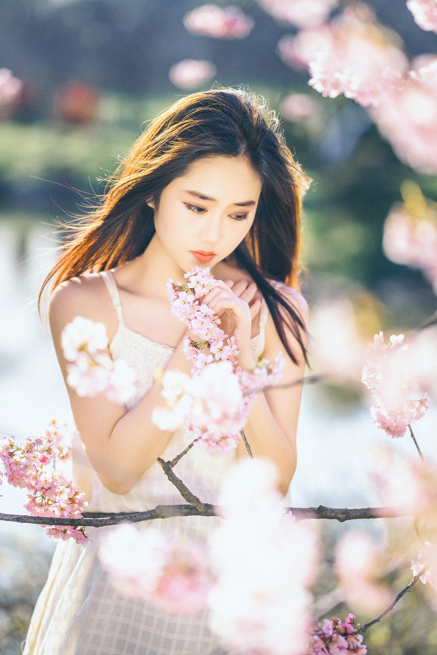 [YITUYU]艺图语 2022.04.20 樱花物语 乐乐 [22P-372MB]