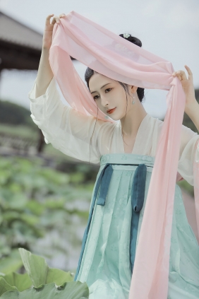 [YITUYU]艺图语 2022.04.22 无穷碧 萍萍 [22P-358MB]