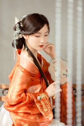 [YITUYU]艺图语 2022.04.20 嫣语赋 · 师小小 我是金儿呀 [24P-136MB]