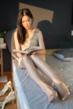 [尤蜜丝]穿搭写真 No.137 [100P-783MB]