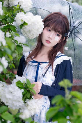 [YITUYU]艺图语 2026.04.24 木绣球 少女 万万鯊 [19P-320MB]