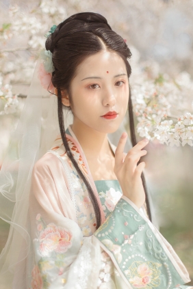 [YITUYU]艺图语 2022.04.18 春日宴 沐槿cutie [31P-188MB]