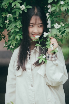 [YITUYU]艺图语 2022.04.20 花开之时 紫卿 [20P-296MB]